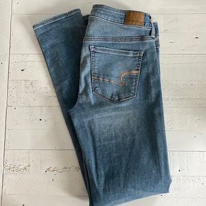 American Eagle NEXT LEVEL STRETCH SKINNY Size 8 Long